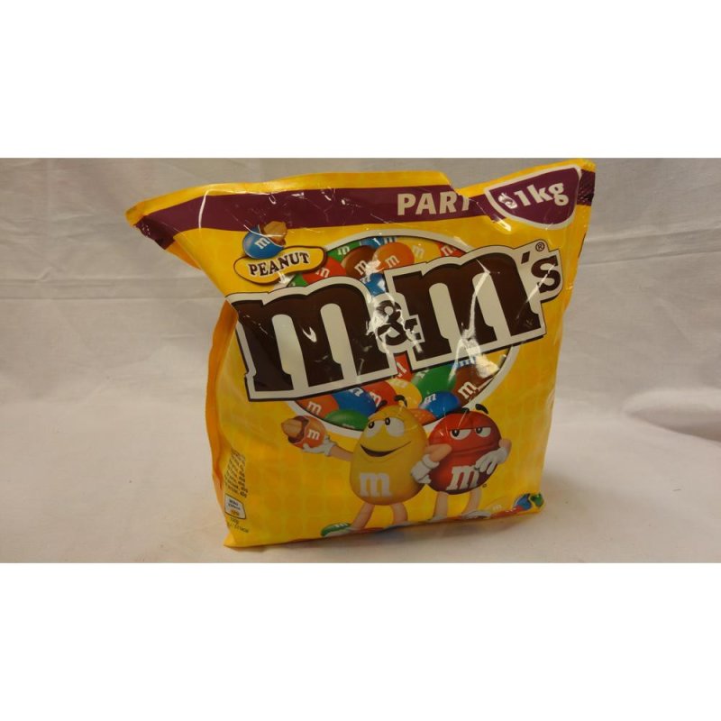 Buy M&M's Peanut Party Pack 1000g online at a great price