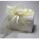 Gastgeschenke Kartonage Hochzeit Truhe Schleife creme...