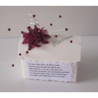 Gastgeschenke Kartonage Hochzeit Truhe Tischdeko Blüten bordeaux