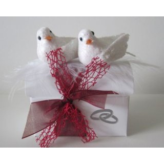 Gastgeschenke Hochzeit Truhe Hochglanz Tauben Tischdeko bordeaux