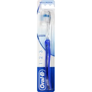 Oral-B Zahnbürste 1, 2, 3 Indicator 35 Mittel