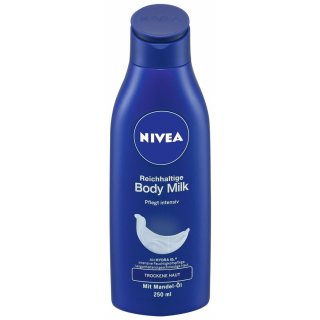 Nivea Reichhaltige Body Milk Trockene Haut (250ml Flasche)