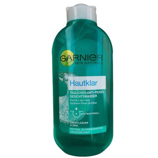 Garnier Hautklar Tägliches Anti-Pickel Gesichtswasser...