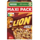 Nestle Lion Cereals Karamellschoko Cornflakes 41% Vollkorn 6er Pack (6x675g MAXI Packung) + usy Block