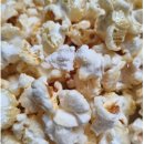 Wunderlich Kessel-Karamell Popcorn 3er Pack (3x300g Beutel) + usy Block
