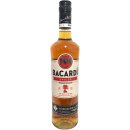 Bacardi Spiced Rum 700ml Flasche 35%vol. + 2x1 Liter Coca Cola PET Flasche DPG + usy Block