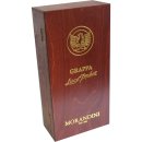 Morandini Grappa di Amarone Luce dAmbra 40%Vol in Holzkiste mit 2 Gläsern (0,7l Flasche)
